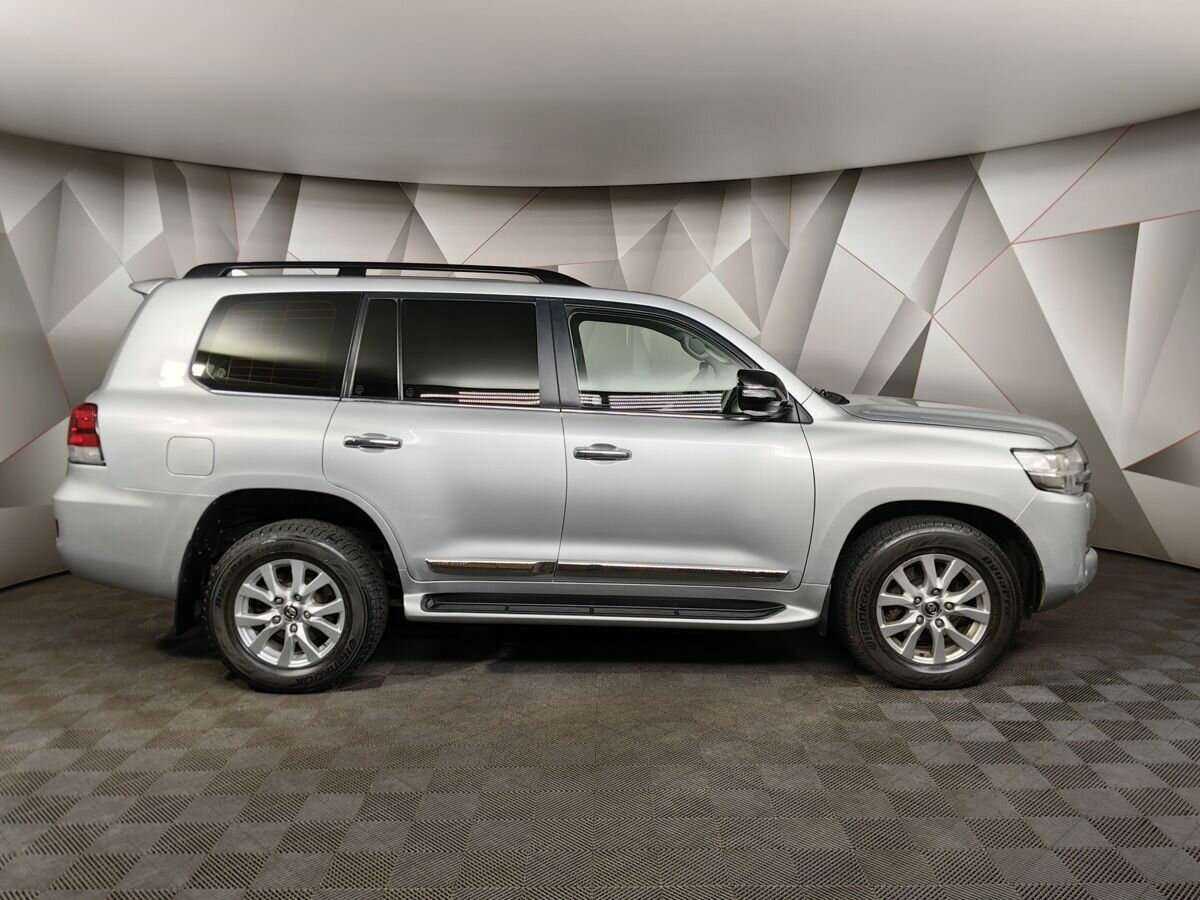 Toyota Land Cruiser 2015 года с пробегом. Фото: #5