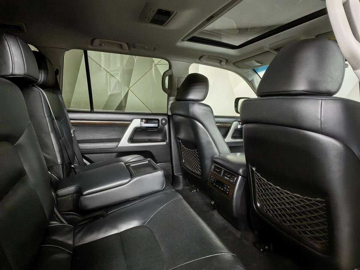 Toyota Land Cruiser 2015 года с пробегом. Фото: #11