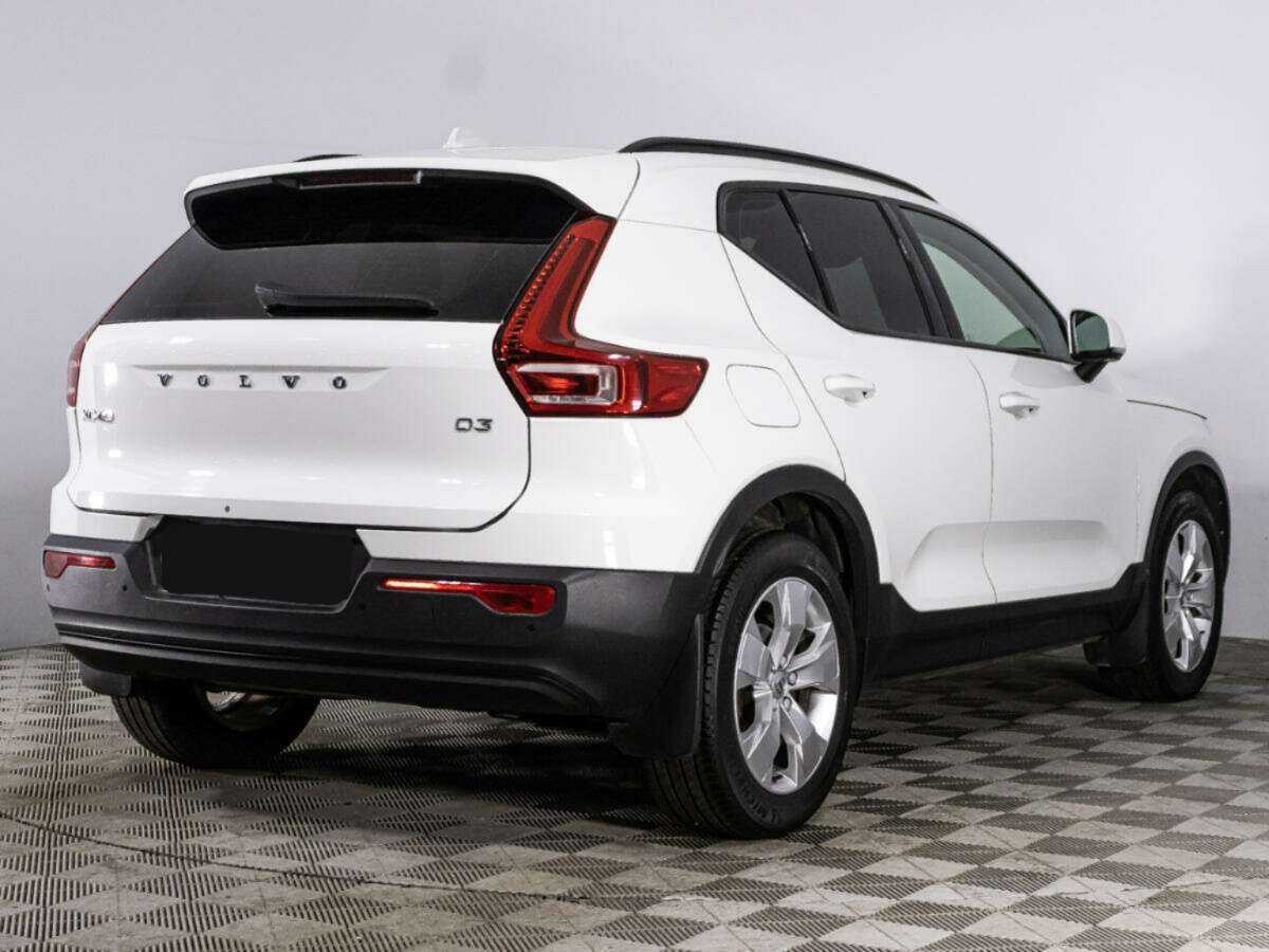 Volvo XC40 2019 года с пробегом. Фото: #4