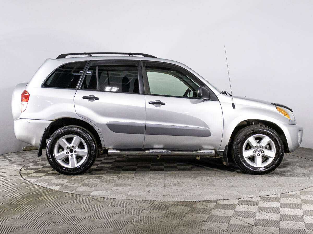 Toyota RAV4 2003 года с пробегом. Фото: #3
