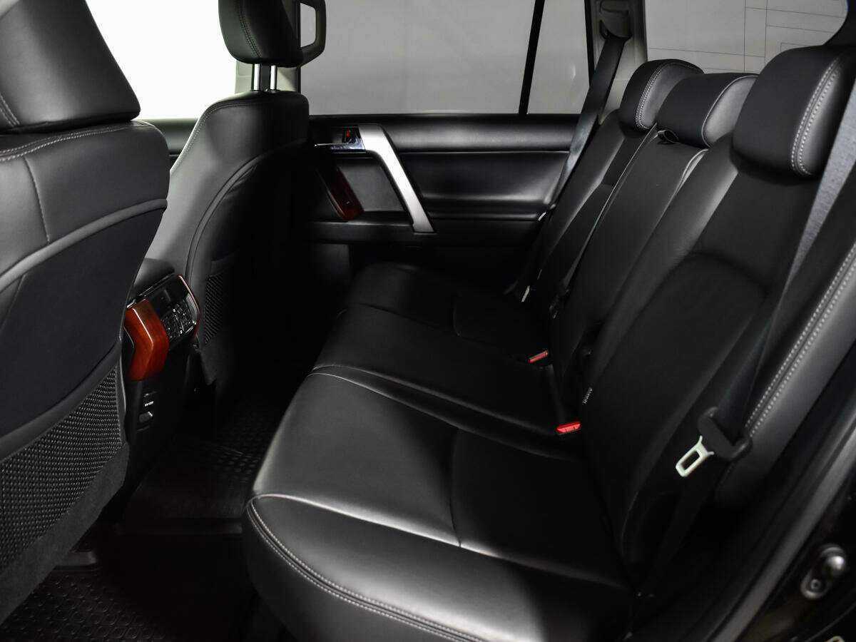 Toyota Land Cruiser Prado 2015 года с пробегом. Фото: #9