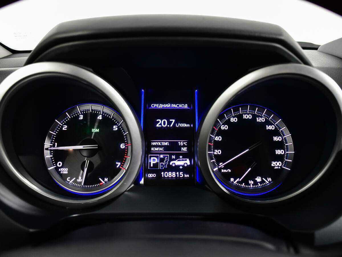 Toyota Land Cruiser Prado 2015 года с пробегом. Фото: #10