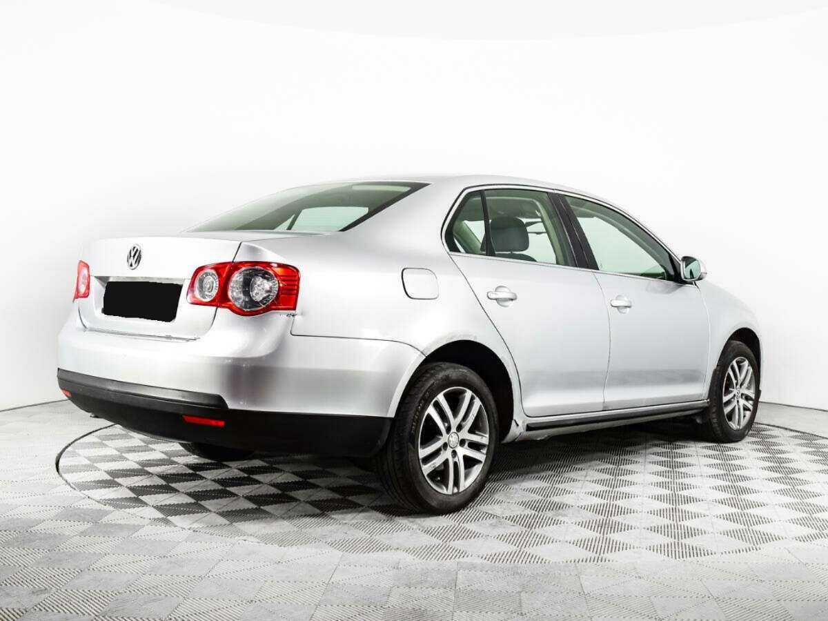 Volkswagen Jetta 2010 года с пробегом. Фото: #4