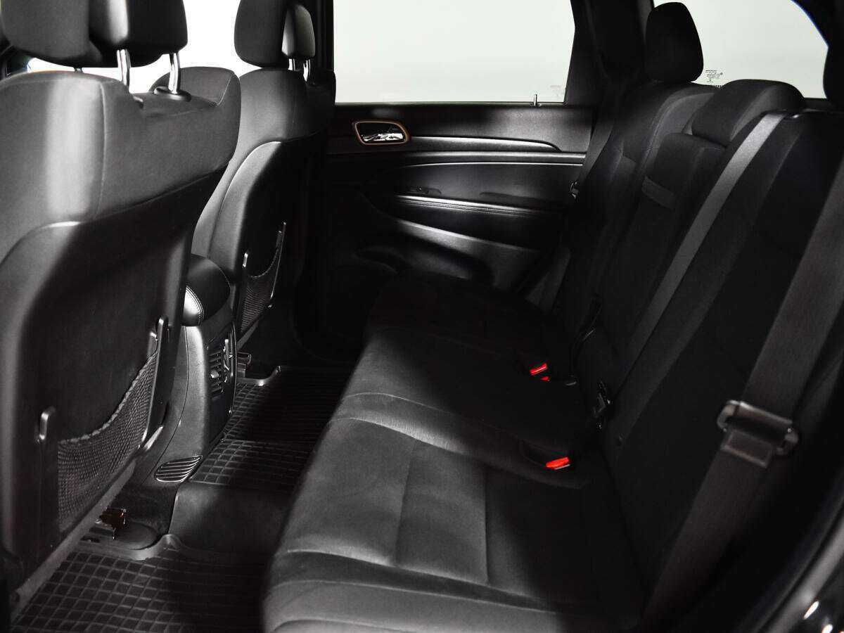 Jeep Grand Cherokee 2013 года с пробегом. Фото: #9