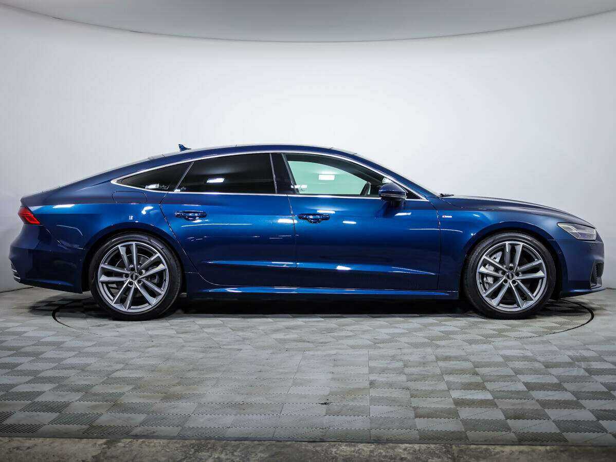 Audi A7 2019 года с пробегом. Фото: #2