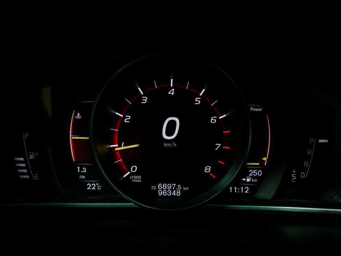 Volvo V40 Cross Country 2018 года с пробегом. Фото: #14