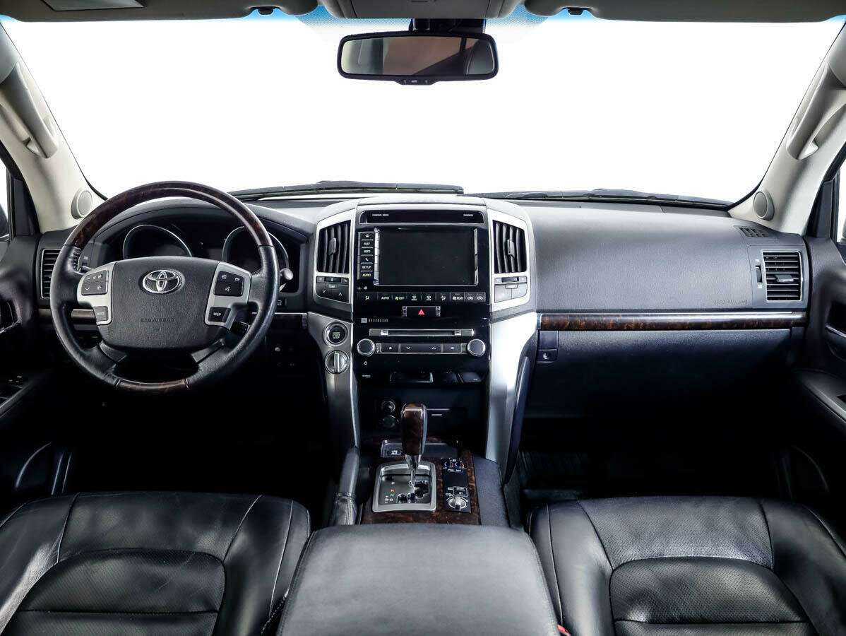 Toyota Land Cruiser 2012 года с пробегом. Фото: #8