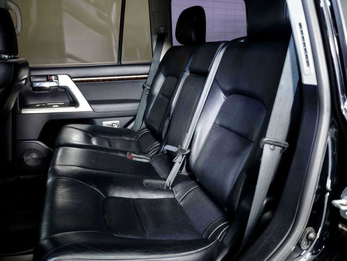 Toyota Land Cruiser 2012 года с пробегом. Фото: #11