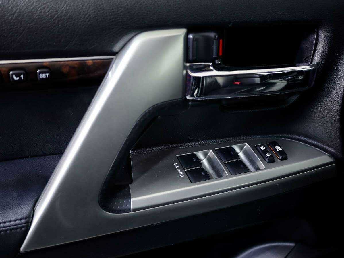 Toyota Land Cruiser 2012 года с пробегом. Фото: #16