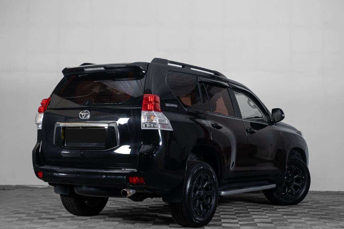 Toyota Land Cruiser Prado 2010 года с пробегом. Фото: #1