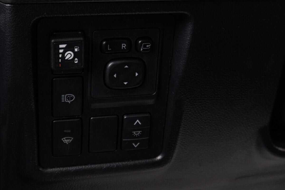 Toyota Land Cruiser Prado 2010 года с пробегом. Фото: #7