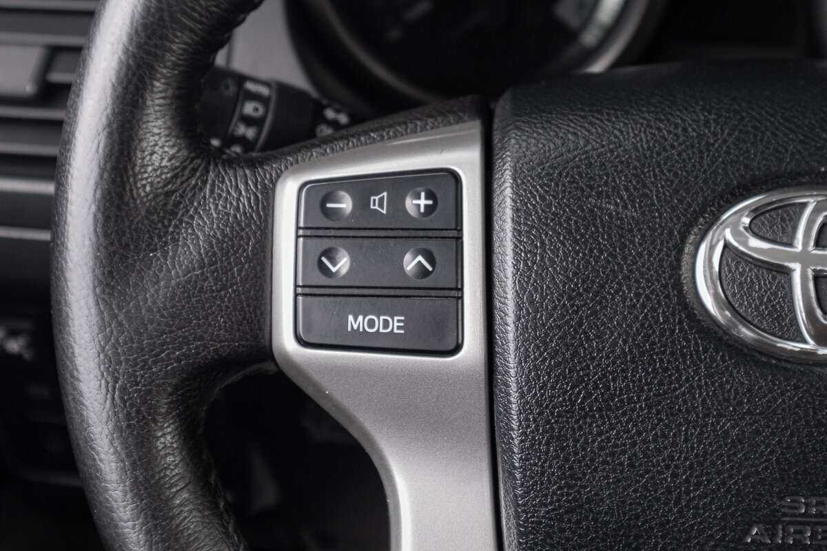 Toyota Land Cruiser Prado 2010 года с пробегом. Фото: #9