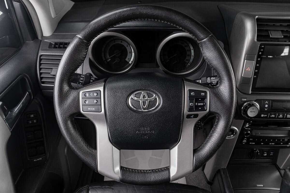 Toyota Land Cruiser Prado 2010 года с пробегом. Фото: #10