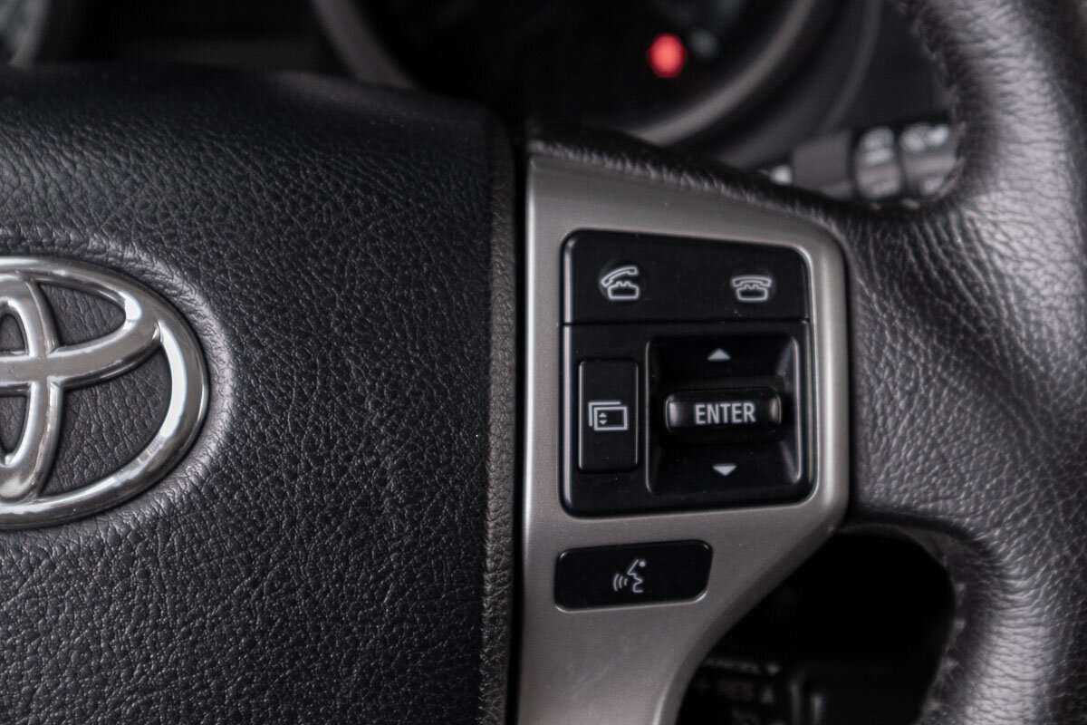 Toyota Land Cruiser Prado 2010 года с пробегом. Фото: #11