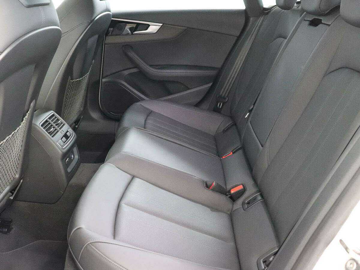 Audi A5 2022 года с пробегом. Фото: #10