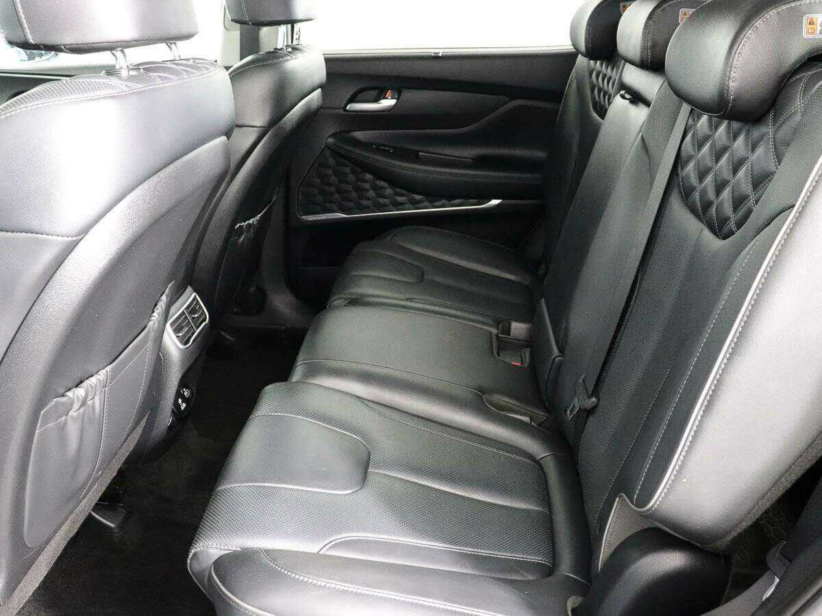 Hyundai Santa Fe 2021 года с пробегом. Фото: #8