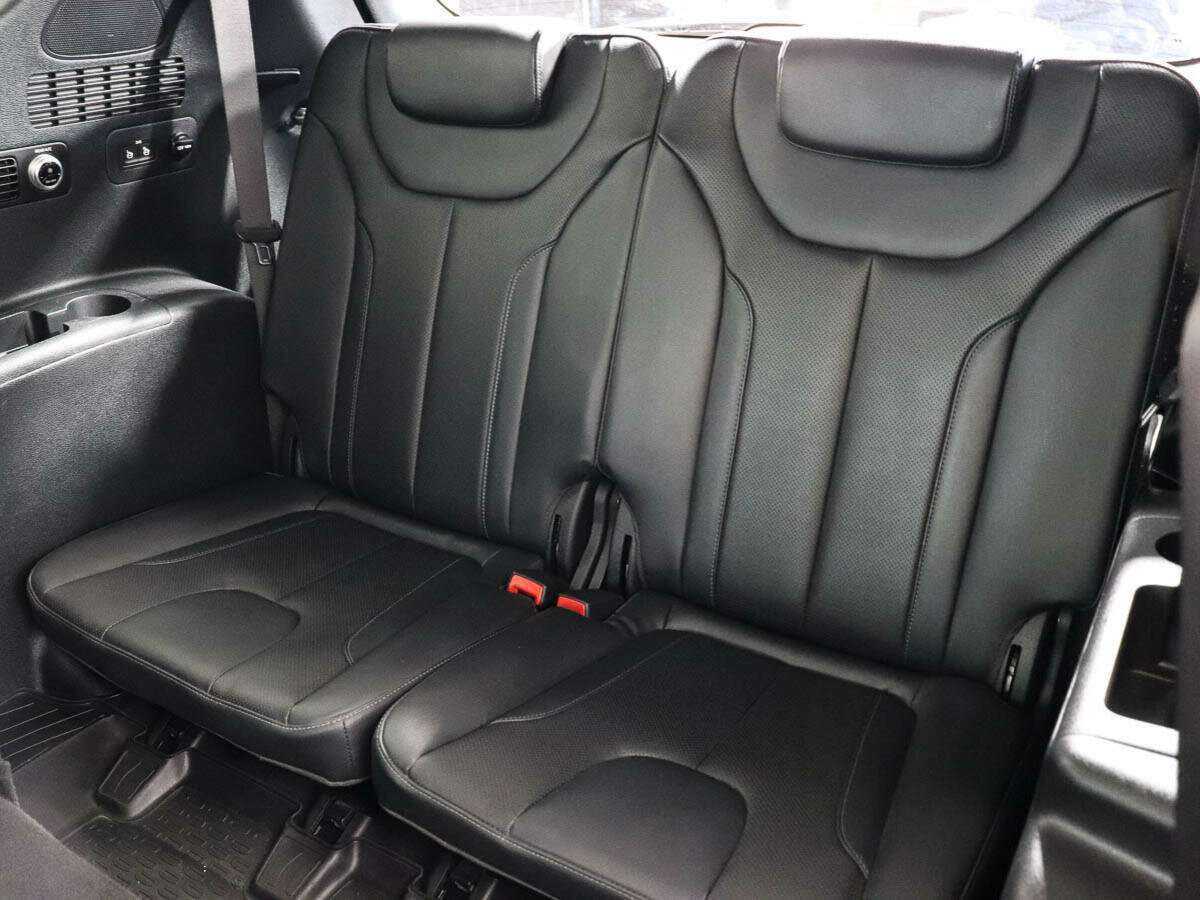 Hyundai Santa Fe 2021 года с пробегом. Фото: #9