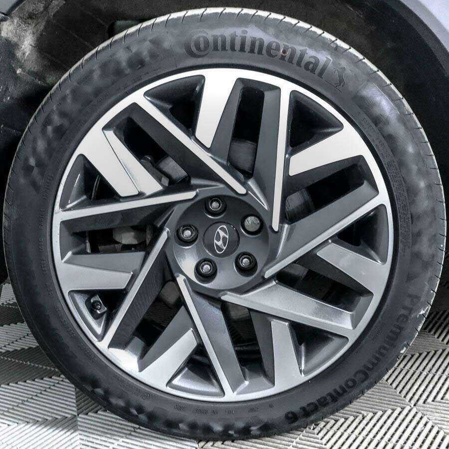 Hyundai Santa Fe 2021 года с пробегом. Фото: #17