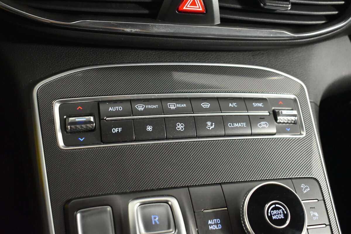 Hyundai Santa Fe 2021 года с пробегом. Фото: #14