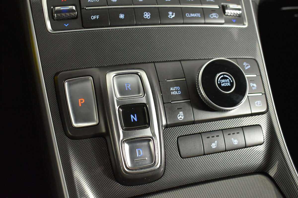 Hyundai Santa Fe 2021 года с пробегом. Фото: #15