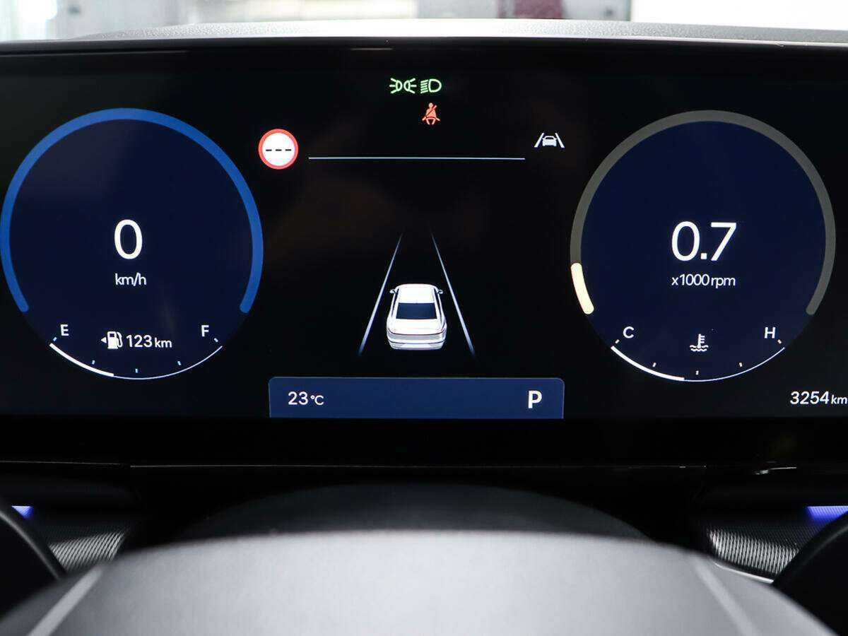 Hyundai Grandeur 2023 года с пробегом. Фото: #11