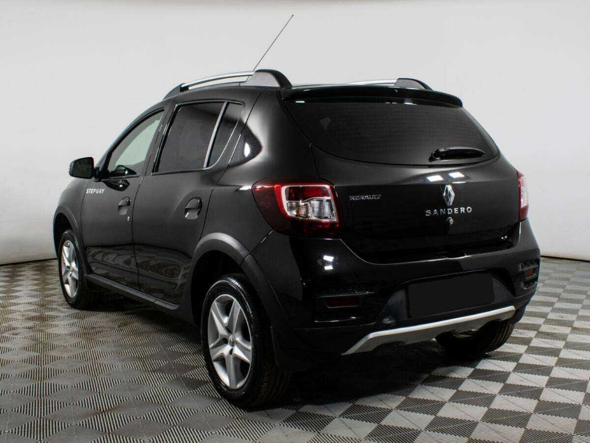 Б/У Рено Сандеро 2017 года. Фото: #5