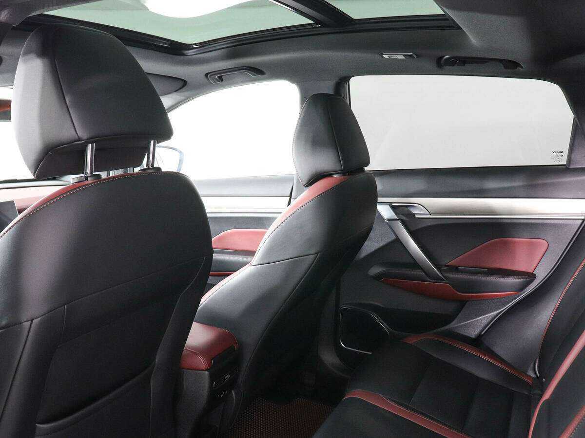 Б/У Джили Кулрэй 2020 года. Фото: #10