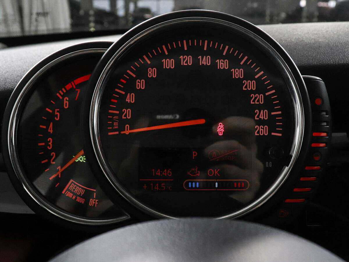 Mini Hatch 2015 года с пробегом. Фото: #10