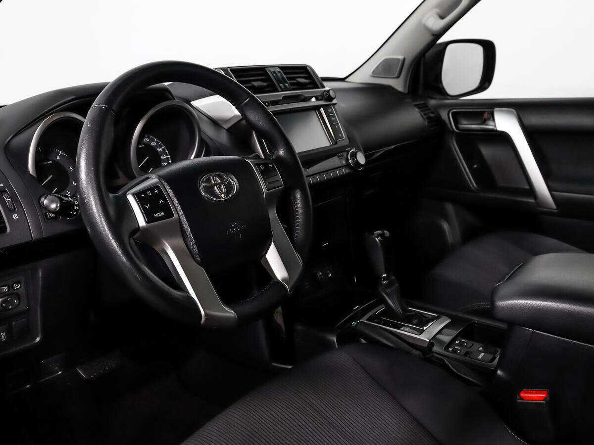Toyota Land Cruiser Prado 2015 года с пробегом. Фото: #6