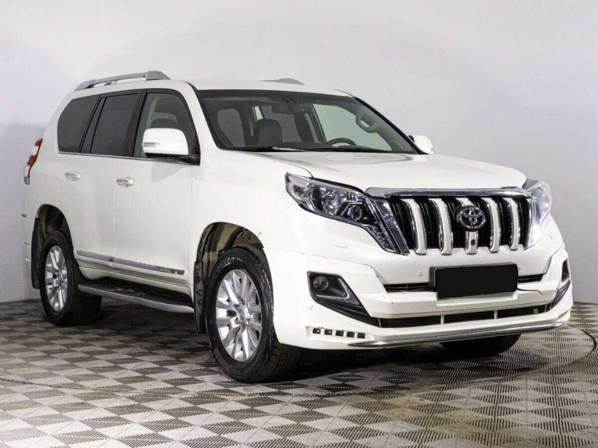 Toyota Land Cruiser Prado 2015 года с пробегом. Фото: #2