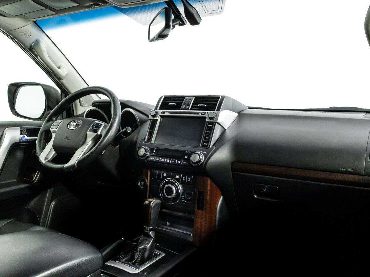 Toyota Land Cruiser Prado 2015 года с пробегом. Фото: #8