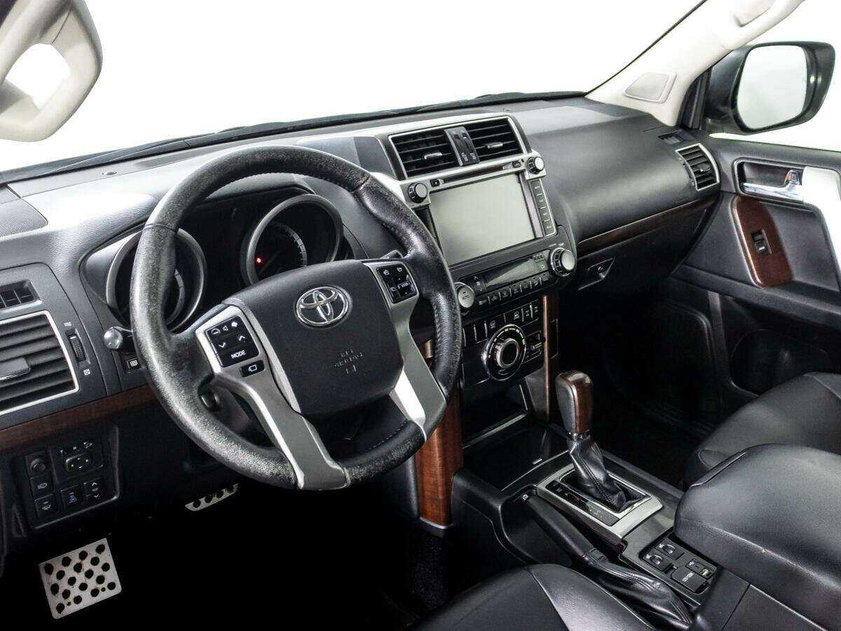 Toyota Land Cruiser Prado 2015 года с пробегом. Фото: #10