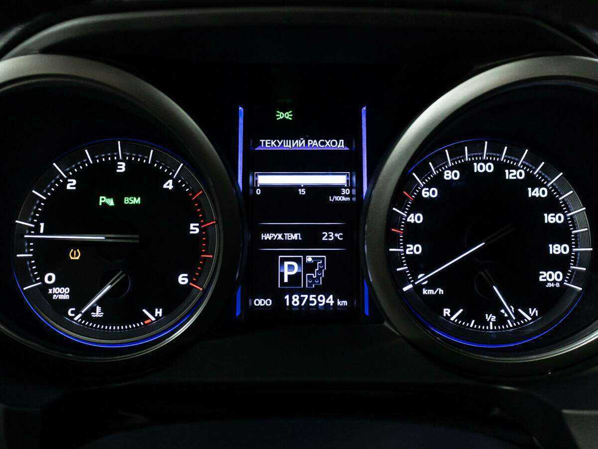 Toyota Land Cruiser Prado 2015 года с пробегом. Фото: #11