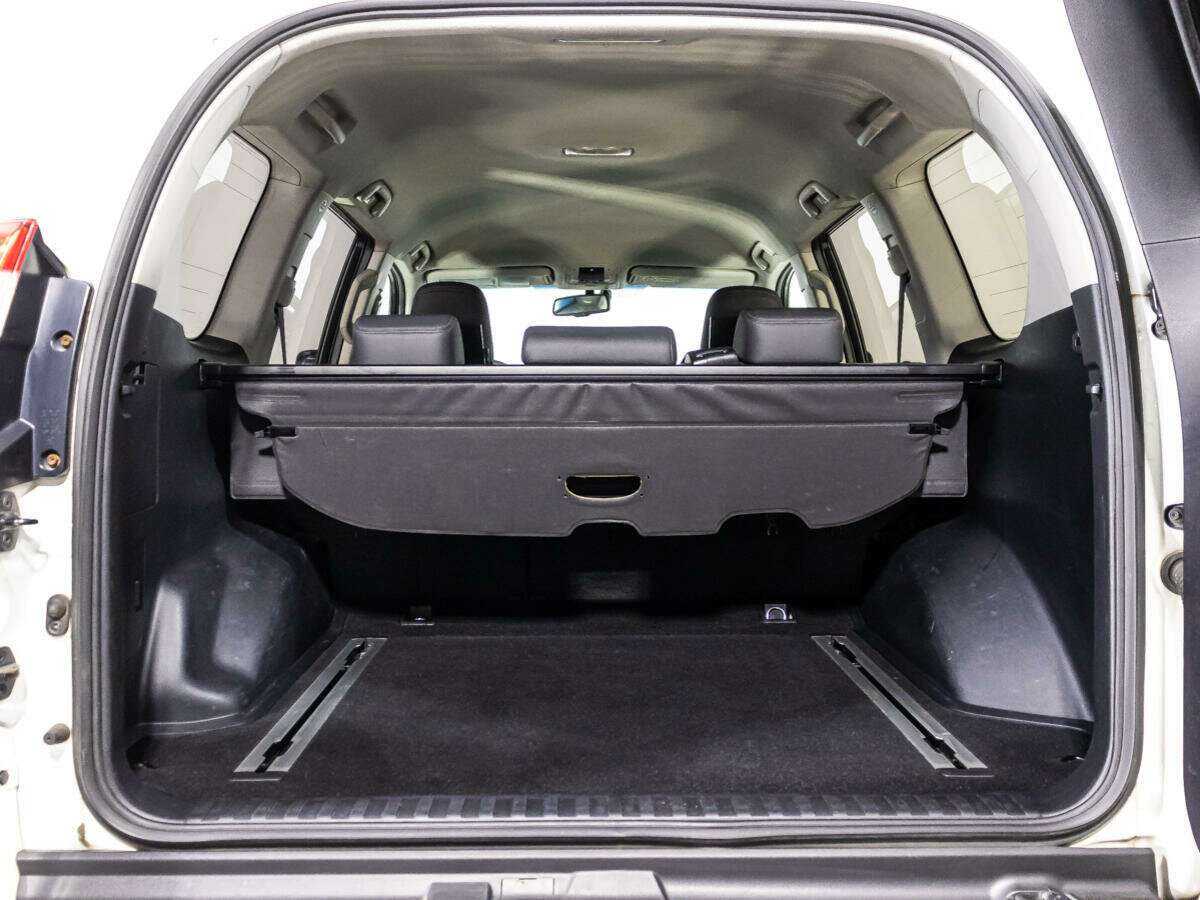 Toyota Land Cruiser Prado 2015 года с пробегом. Фото: #14