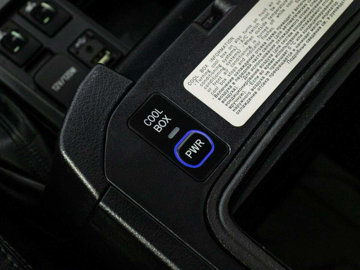 Toyota Land Cruiser Prado 2015 года с пробегом. Фото: #20