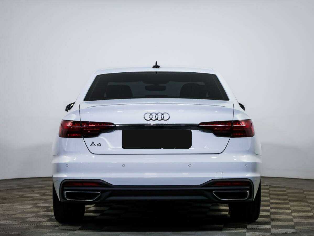 Audi A4 2021 года с пробегом. Фото: #4