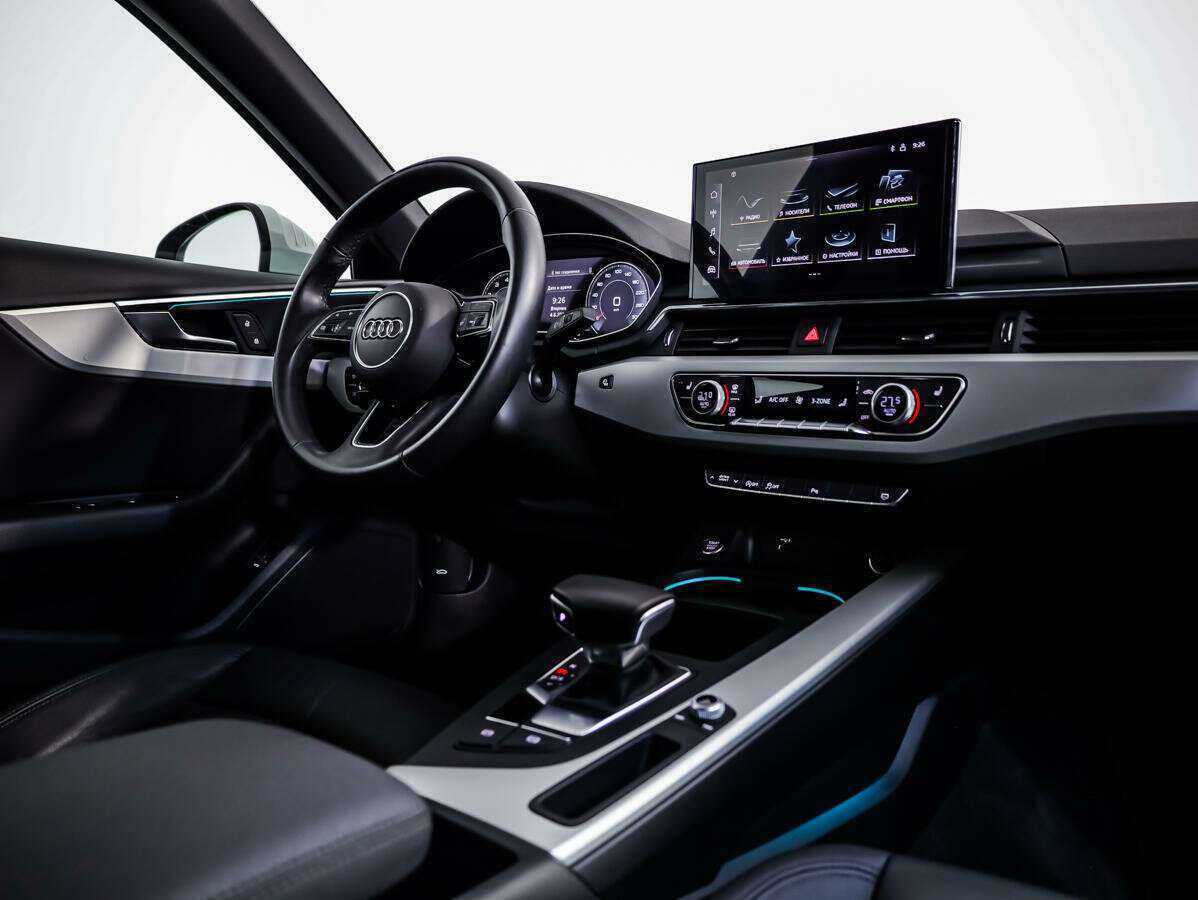 Audi A4 2021 года с пробегом. Фото: #7