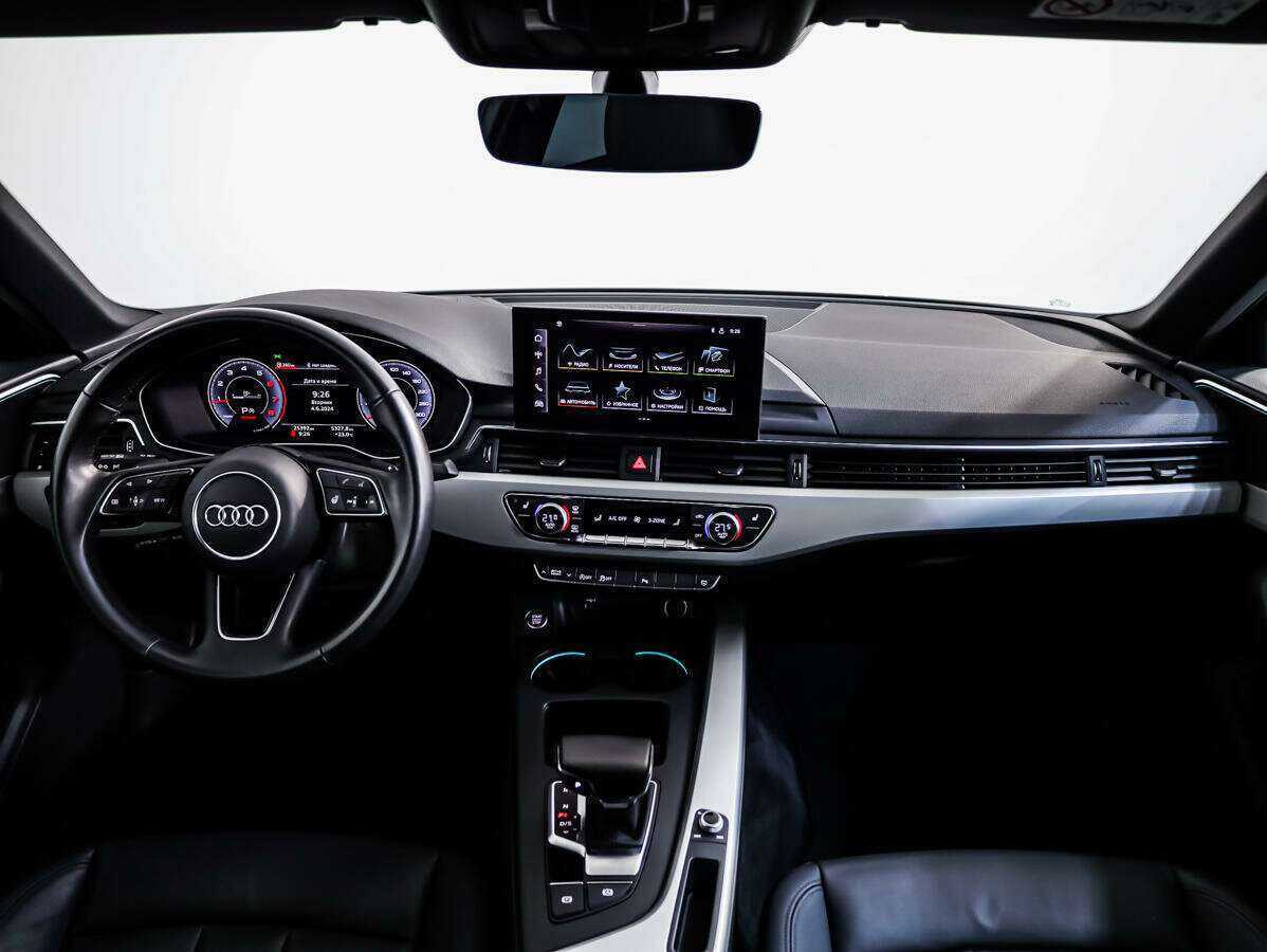 Audi A4 2021 года с пробегом. Фото: #8