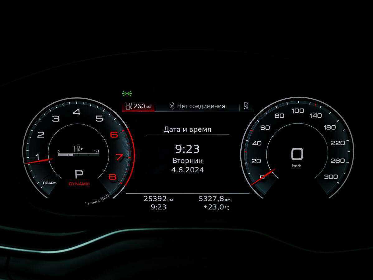 Audi A4 2021 года с пробегом. Фото: #18