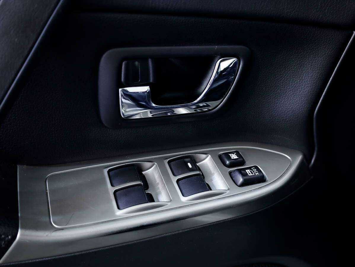 Mitsubishi Pajero 2014 года с пробегом. Фото: #13