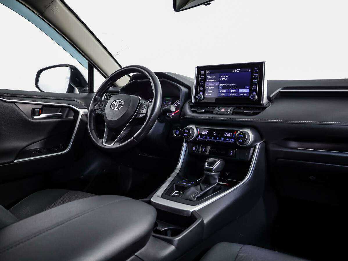 Toyota RAV4 2020 года с пробегом. Фото: #7