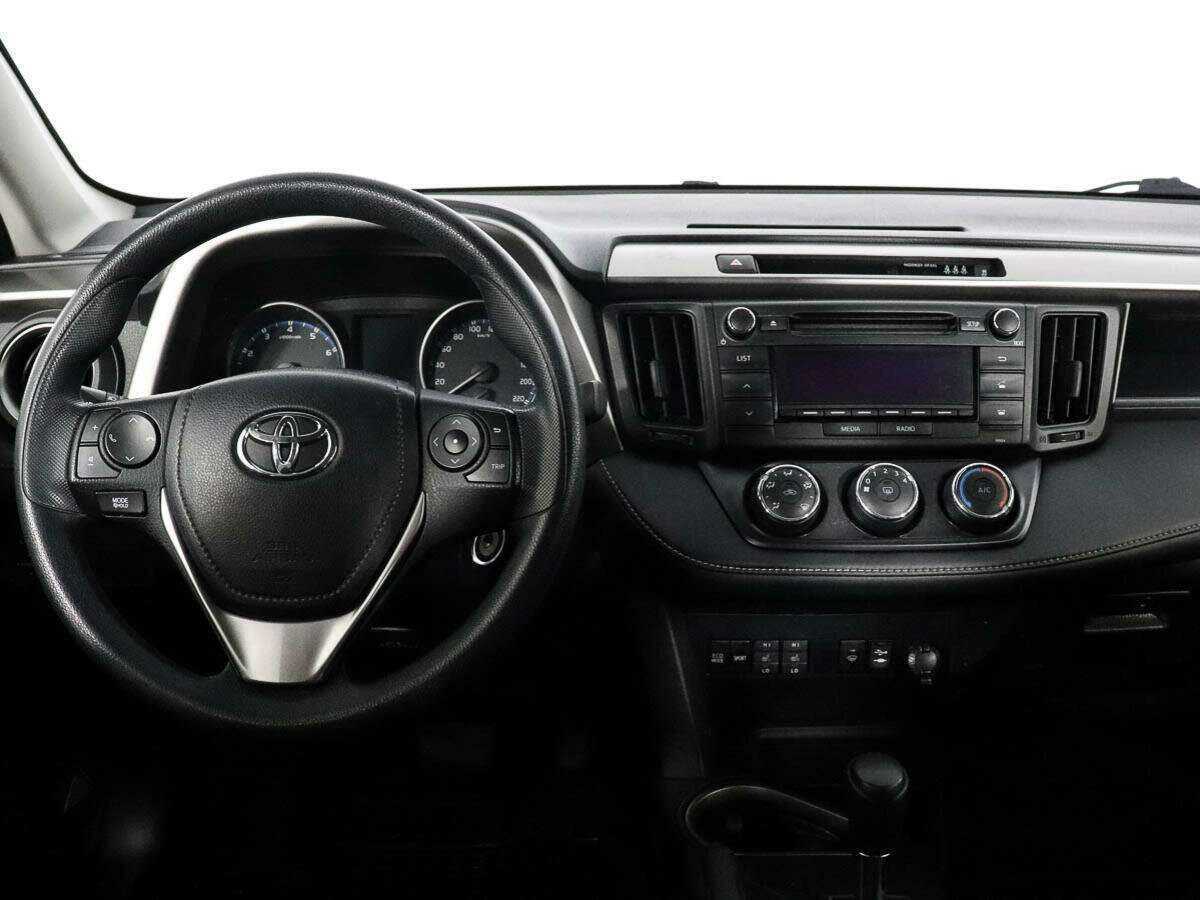 Toyota RAV4 2016 года с пробегом. Фото: #9