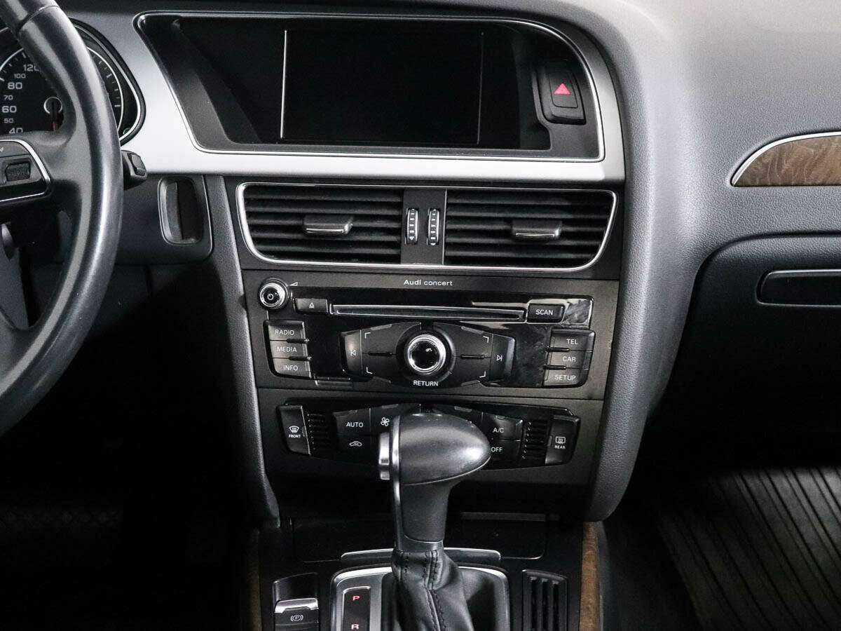 Audi A4 2015 года с пробегом. Фото: #13