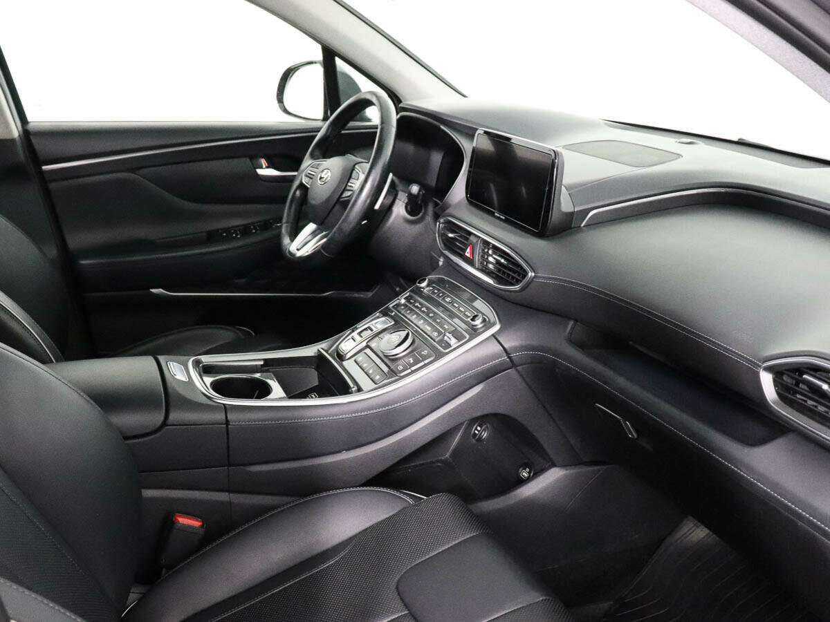 Hyundai Santa Fe 2021 года с пробегом. Фото: #6