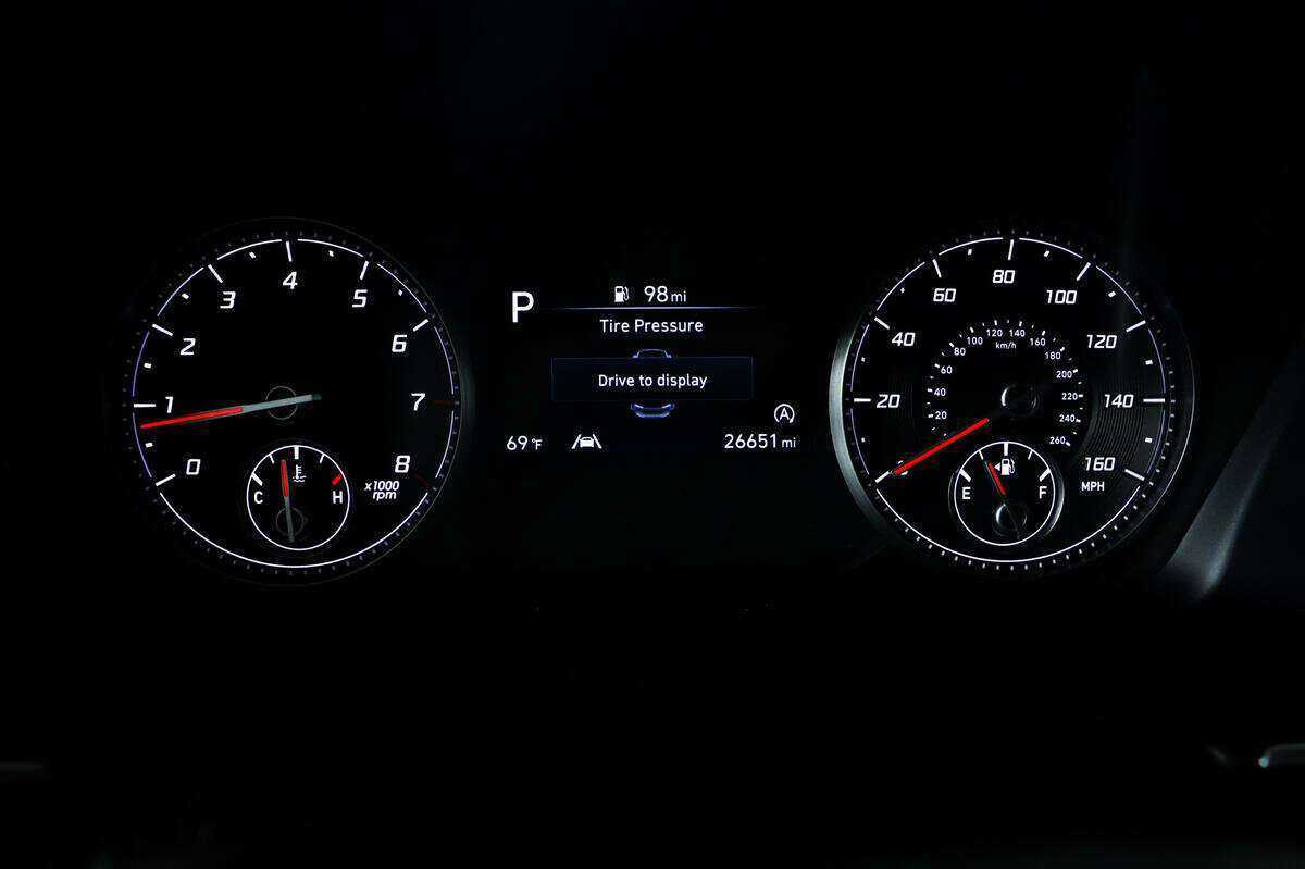 Hyundai Santa Fe 2021 года с пробегом. Фото: #9