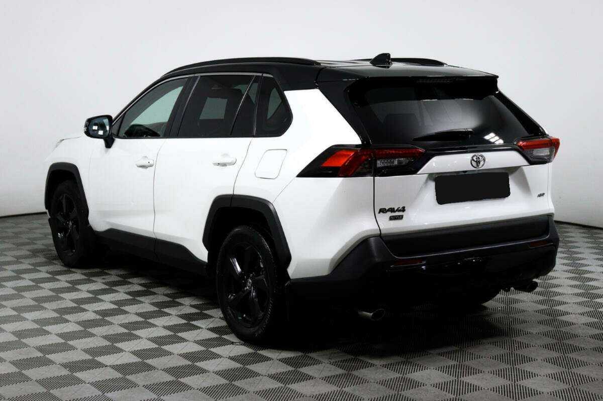 Toyota RAV4 2020 года с пробегом. Фото: #6