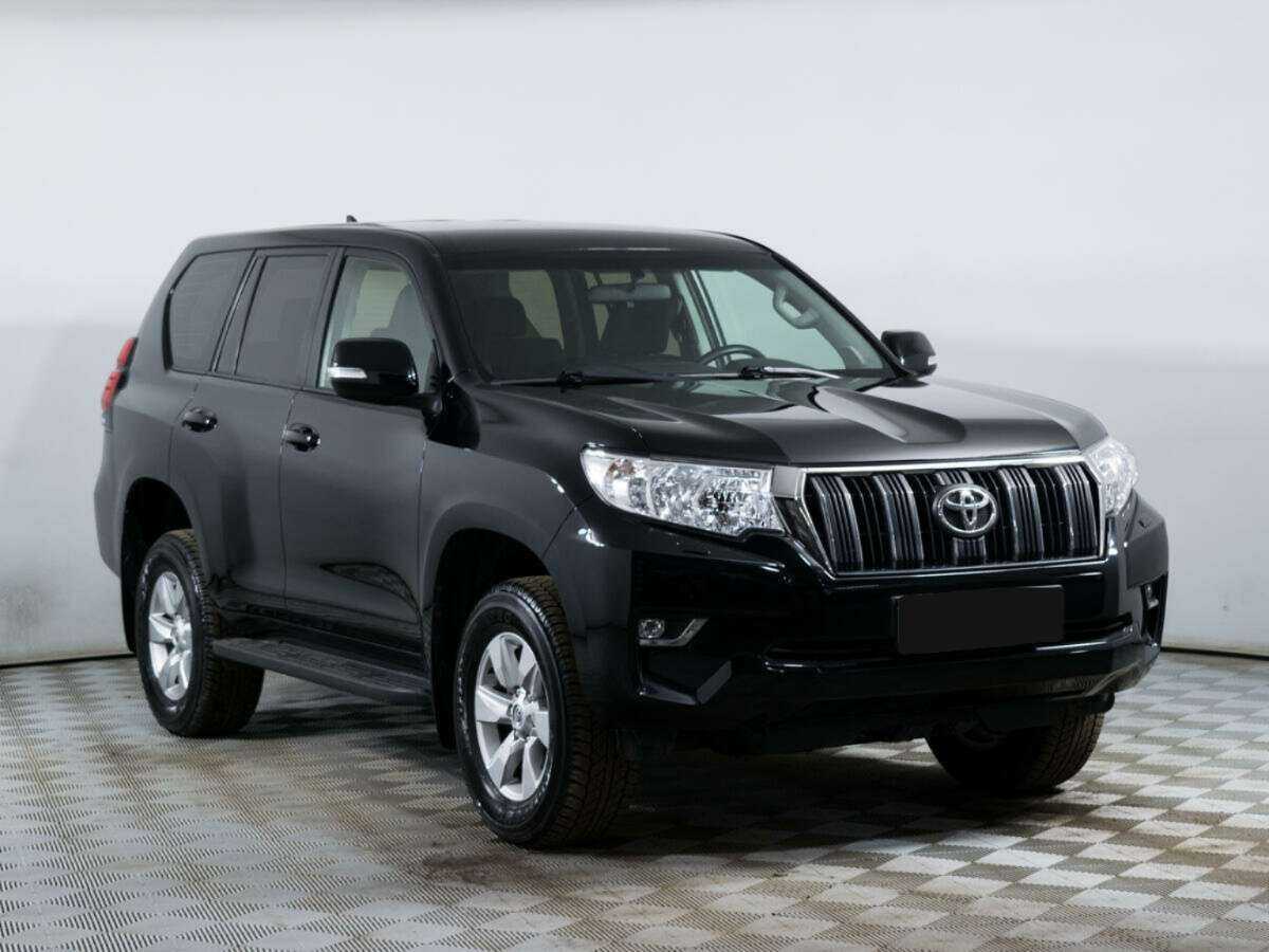 Toyota Land Cruiser Prado 2018 года с пробегом. Фото: #2