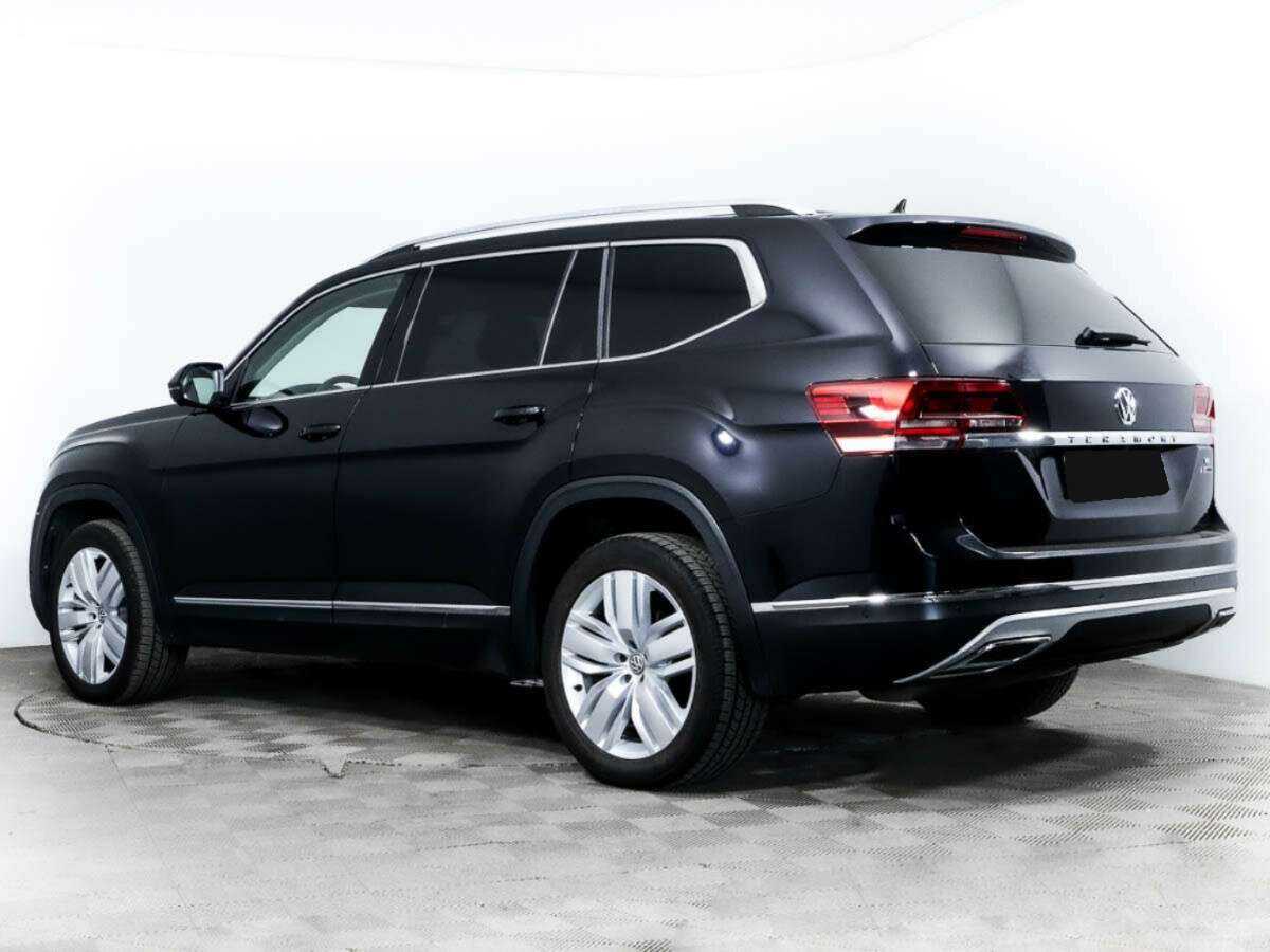 Volkswagen Teramont 2018 года с пробегом. Фото: #4