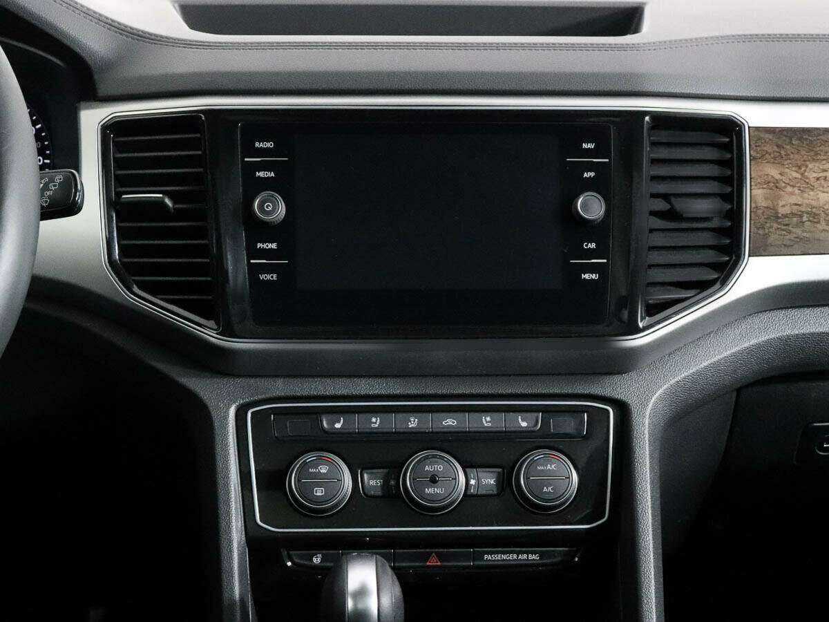 Volkswagen Teramont 2018 года с пробегом. Фото: #11