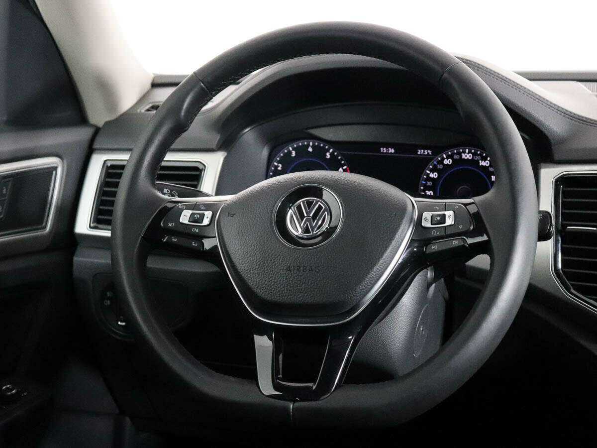 Volkswagen Teramont 2018 года с пробегом. Фото: #12